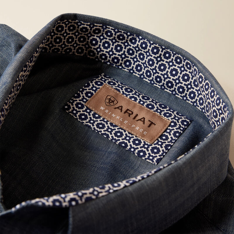 Ariat Men's Wrinkle Free Refined Slub Classic Fit Shirt, 10073488