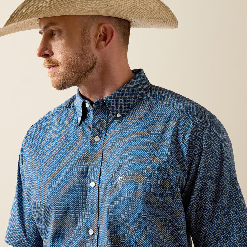 Ariat Men's Storm Classic Fit Shirt 10073596