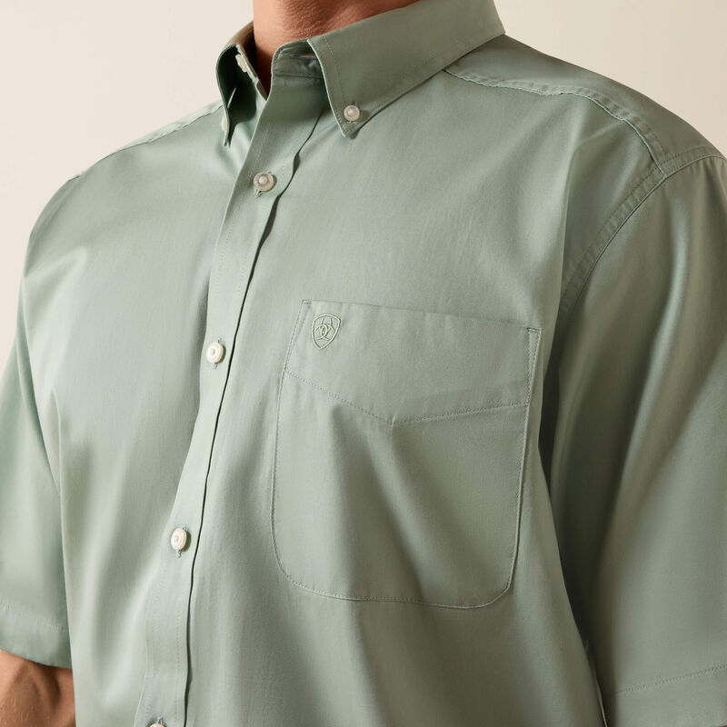 Ariat Men's Lightweight Twill Classic Fit Shirt, 10073617