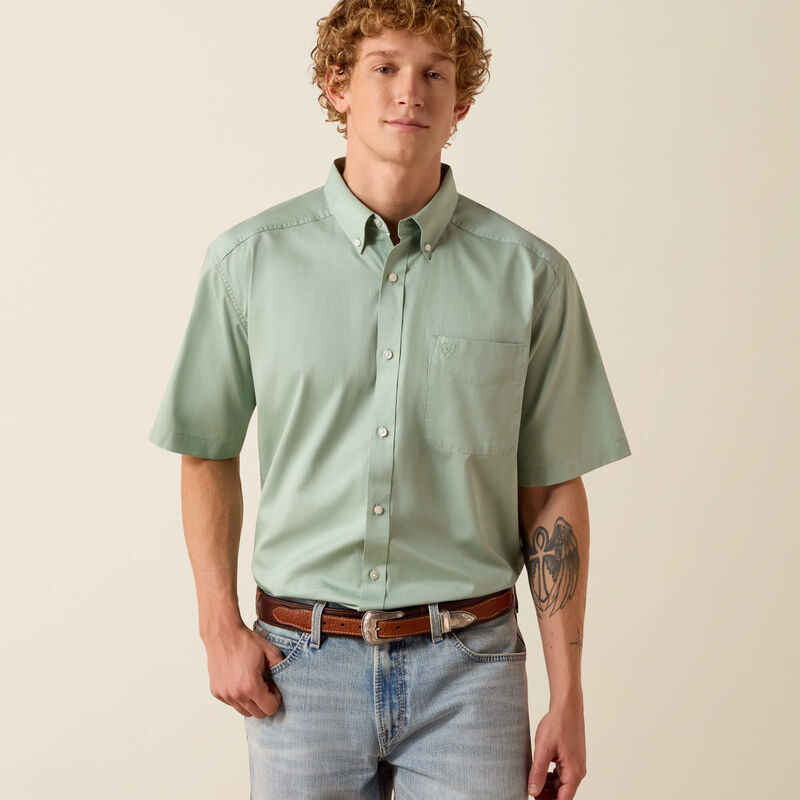 Ariat Men's Lightweight Twill Classic Fit Shirt, 10073617
