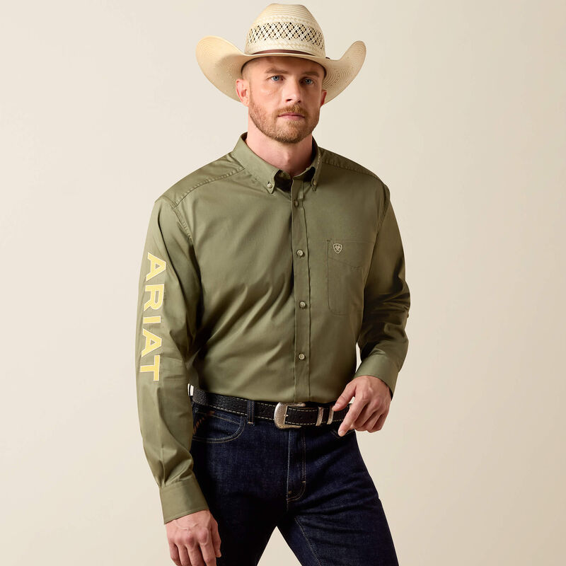 Ariat Men's Team Logo Lightweight Twill Classic Fit Shirt, 10073661