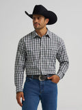 Wrangler Men's Wrinkle Resist Long Sleeve Western Snap Plaid Shirt, 112385341