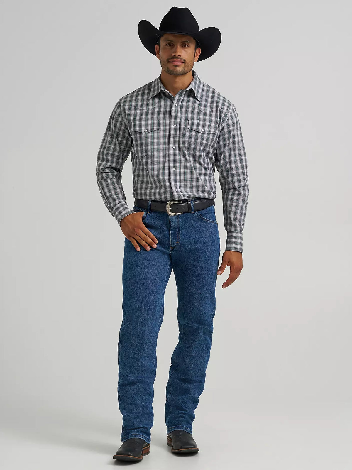 Wrangler Men's Wrinkle Resist Long Sleeve Western Snap Plaid Shirt, 112385341
