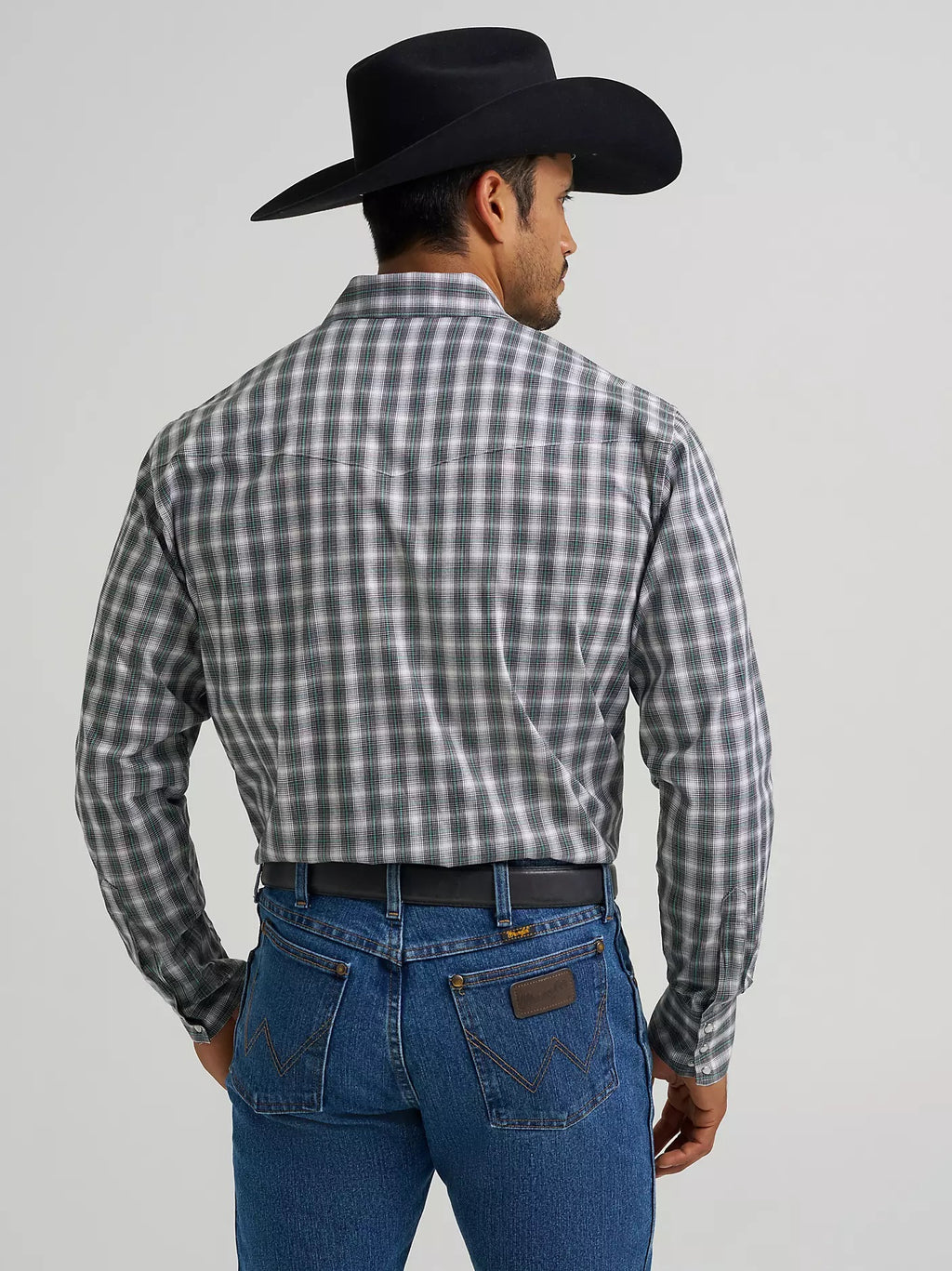 Wrangler Men's Wrinkle Resist Long Sleeve Western Snap Plaid Shirt, 112385341