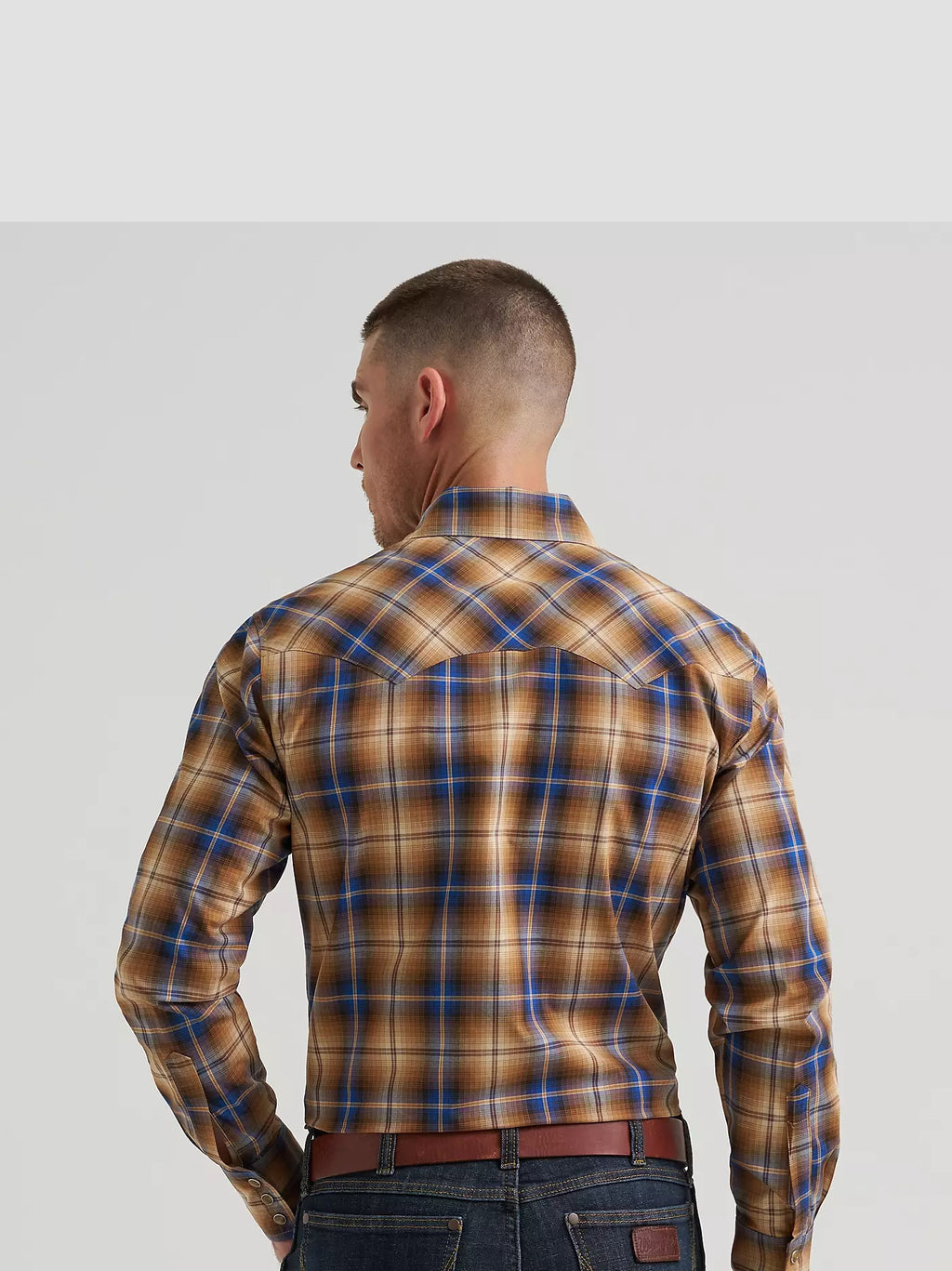 Wrangler® Men's Retro® Long Sleeve Sawtooth Snap Pocket Western Shirt, 112385596