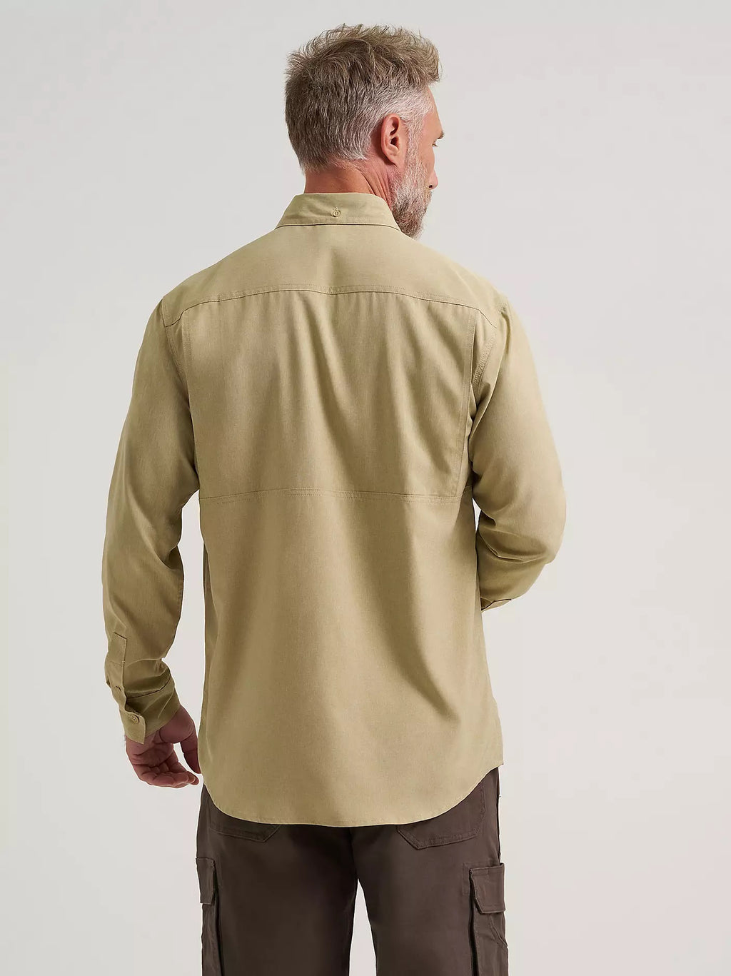 Wrangler Men's RIGGS Workwear® Lightweight Vented Work Shirt, 2374603