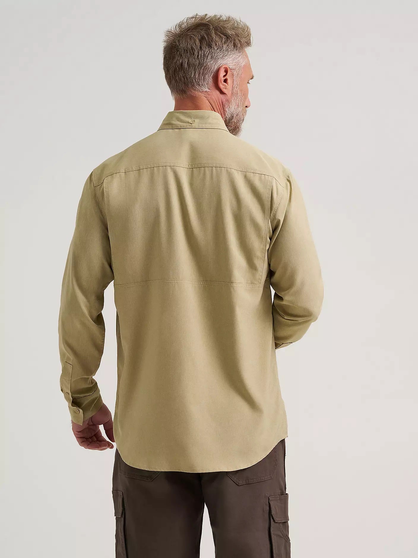 Wrangler Men's RIGGS Workwear® Lightweight Vented Work Shirt, 2374603
