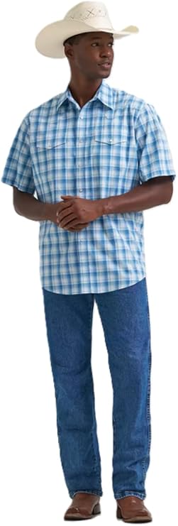 Wrangler Men's Wrinkle Resist Short Sleeve Blue Plaid Snap Shirt, 2374834