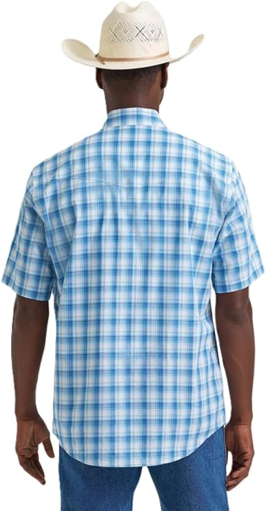 Wrangler Men's Wrinkle Resist Short Sleeve Blue Plaid Snap Shirt, 2374834