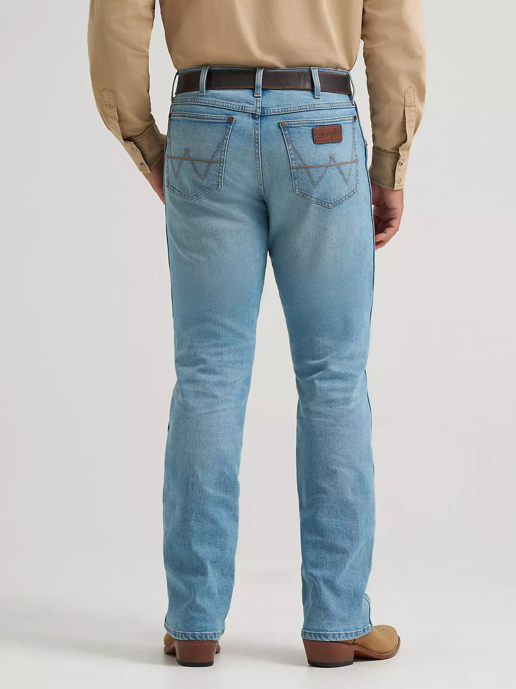 Wrangler Men's Retro® Relaxed Fit Bootcut Jean, Fallon 2378843