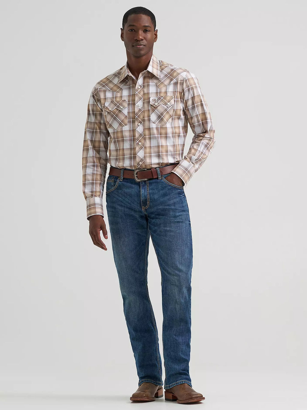 Wrangler Men's Retro® Long Sleeve Sawtooth Snap Pocket Western Shirt, 2378927