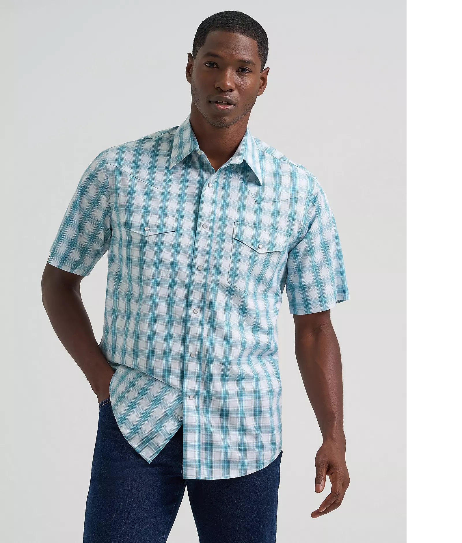 Wrangler® Men's Wrinkle Resist Short Sleeve Western Snap Plaid Shirt, Pale Teal 2379029