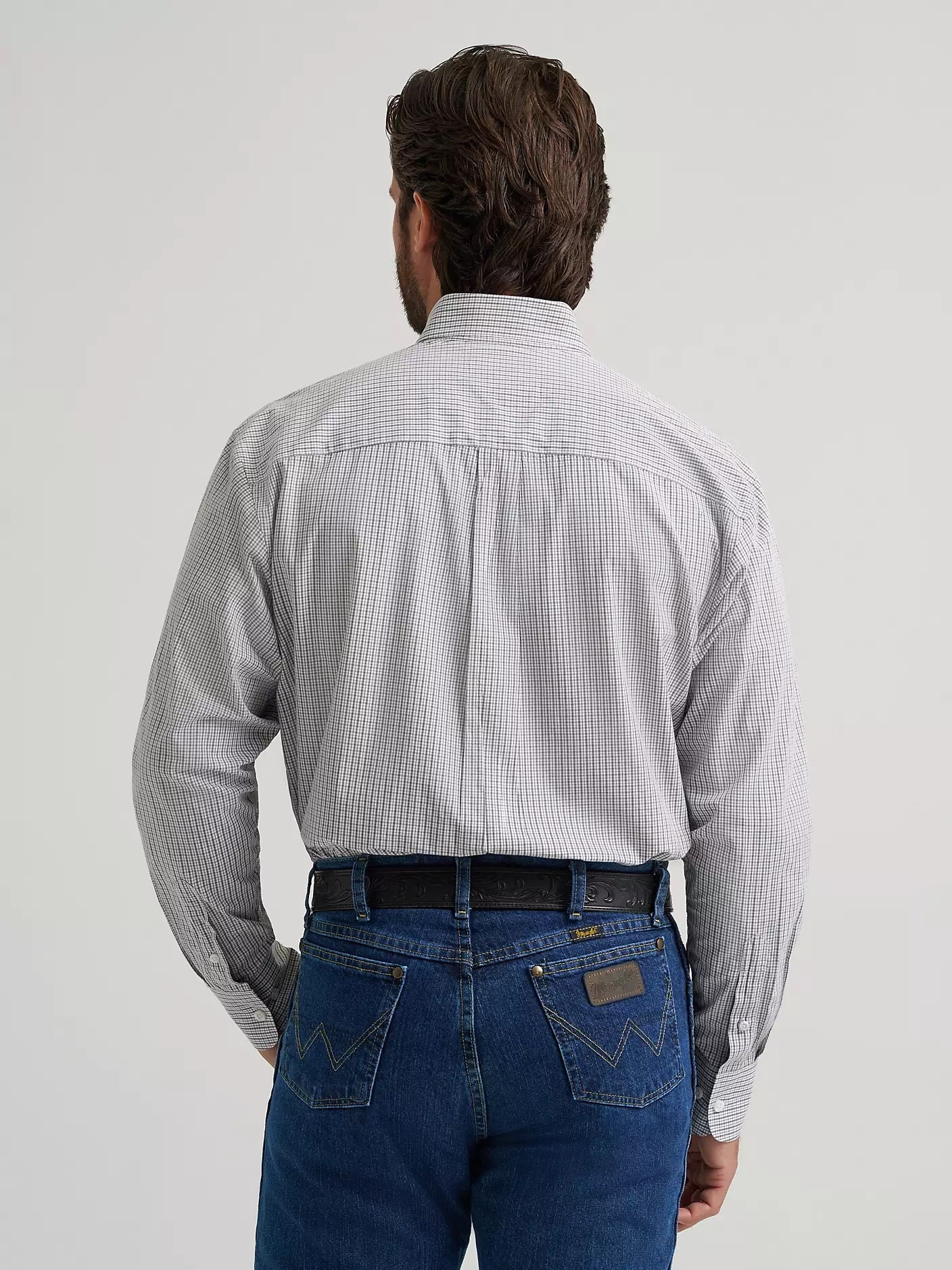 Wrangler® George Strait™ Long Sleeve Button Down Two Pocket Shirt, Charcoal Madras 2379055
