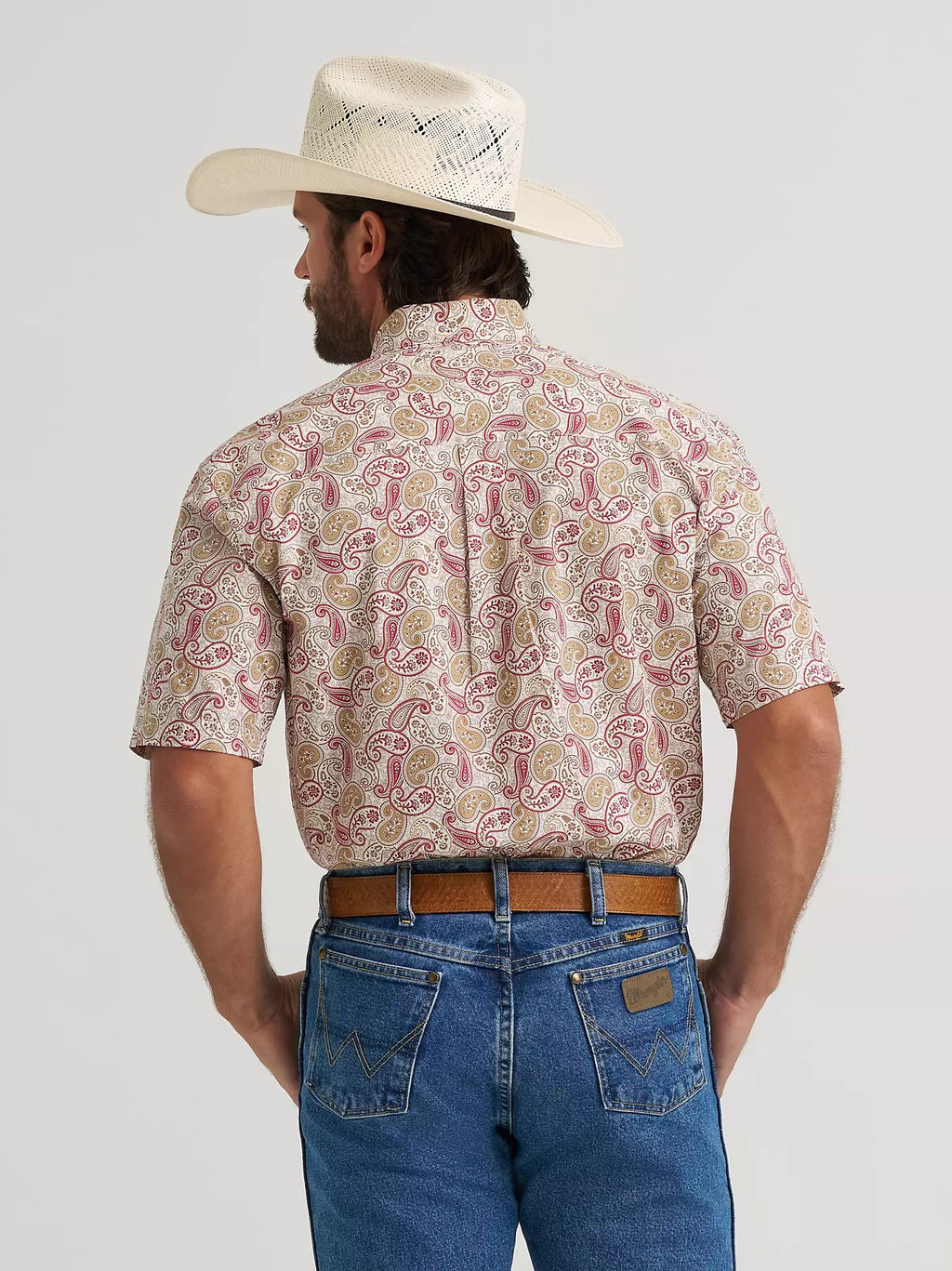 Wrangler® Men's George Strait™ Short Sleeve One Pocket Button Down Shirt, 2379069