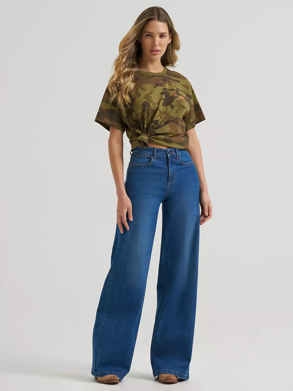 Wrangler Women's Cowboy Camo Girlfriend Graphic Tee, 384029
