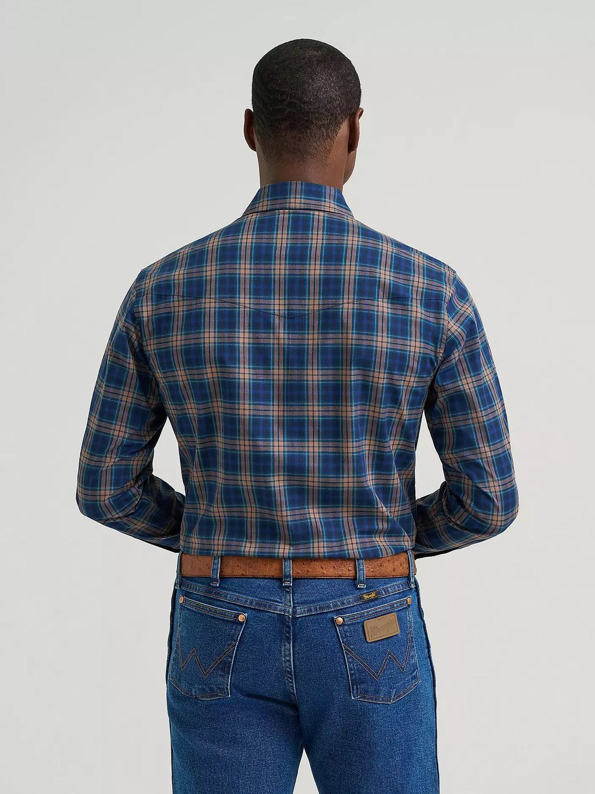 Wrangler Men's Wrinkle Resist Long Sleeve Western Snap Plaid Shirt, 385340