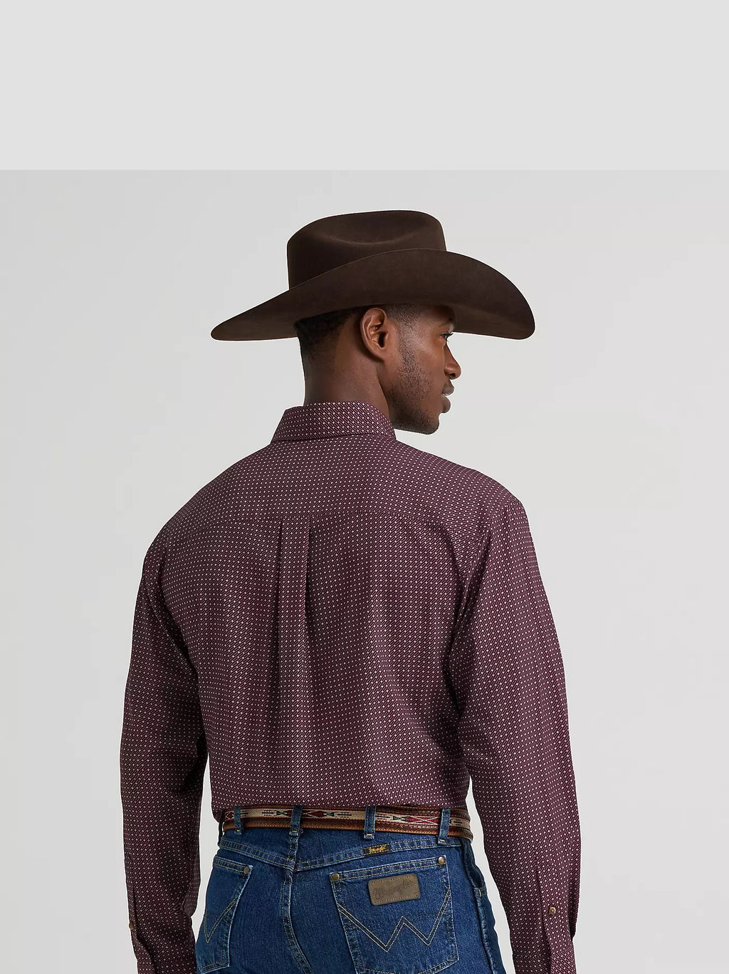 Wrangler® Men's George Strait™ Performance Button Down Shirt, 385344
