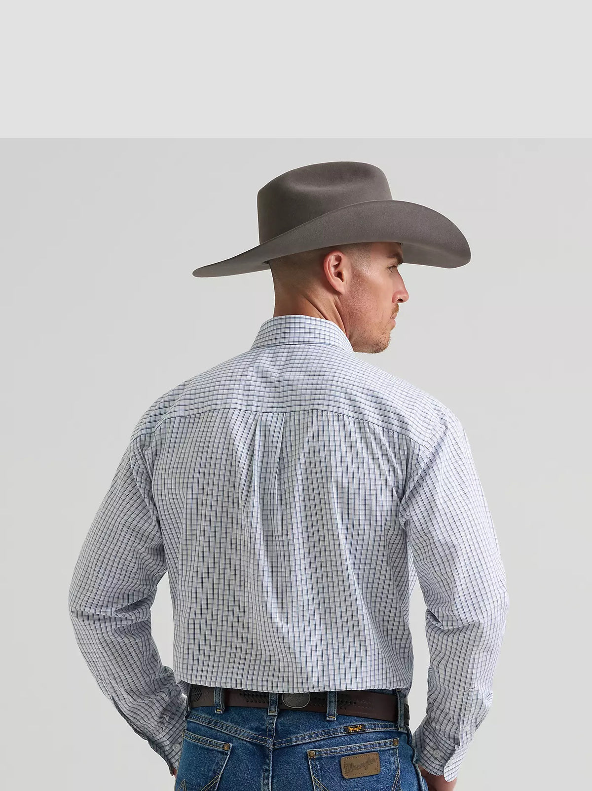Wrangler Men's George Strait™ Long Sleeve Button Down One Pocket Shirt, 385364