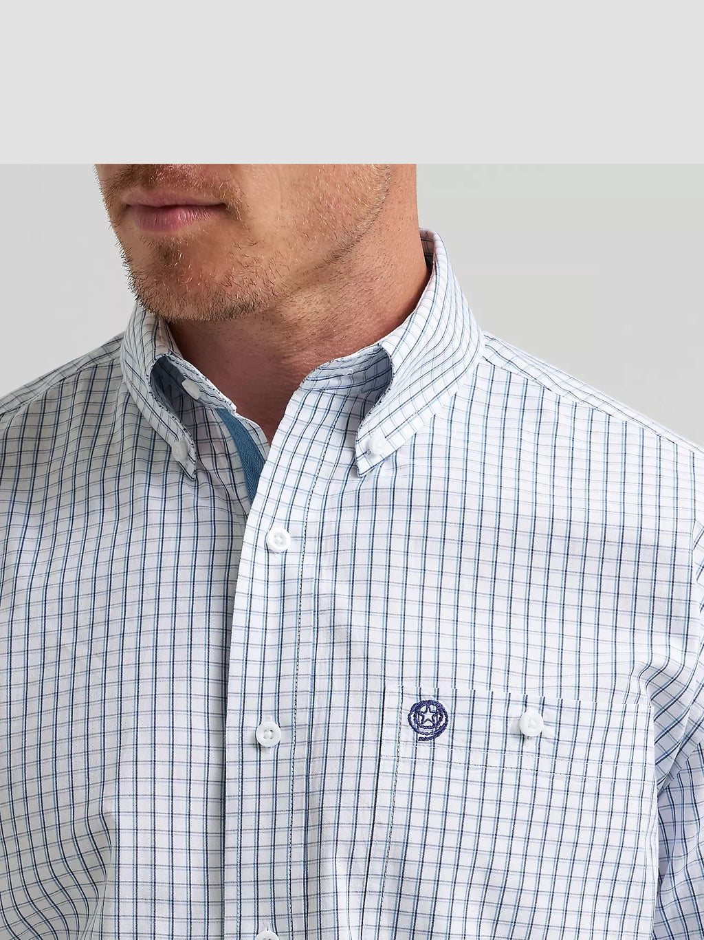 Wrangler Men's George Strait™ Long Sleeve Button Down One Pocket Shirt, 385364
