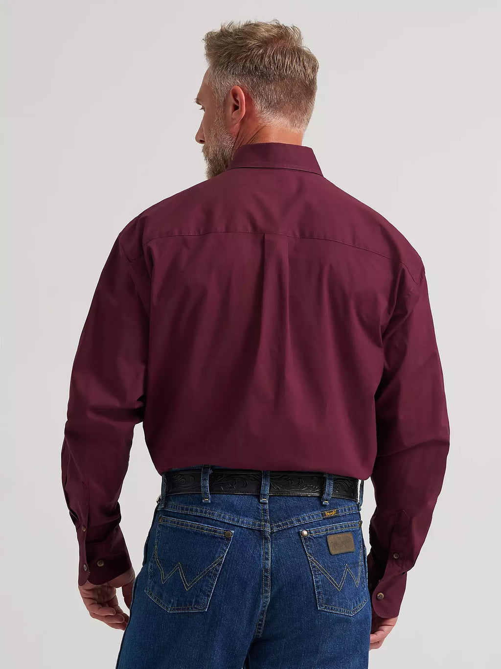 Wrangler® Men's George Strait™ Solid One Pocket Button Down Shirt, Burgundy 385371