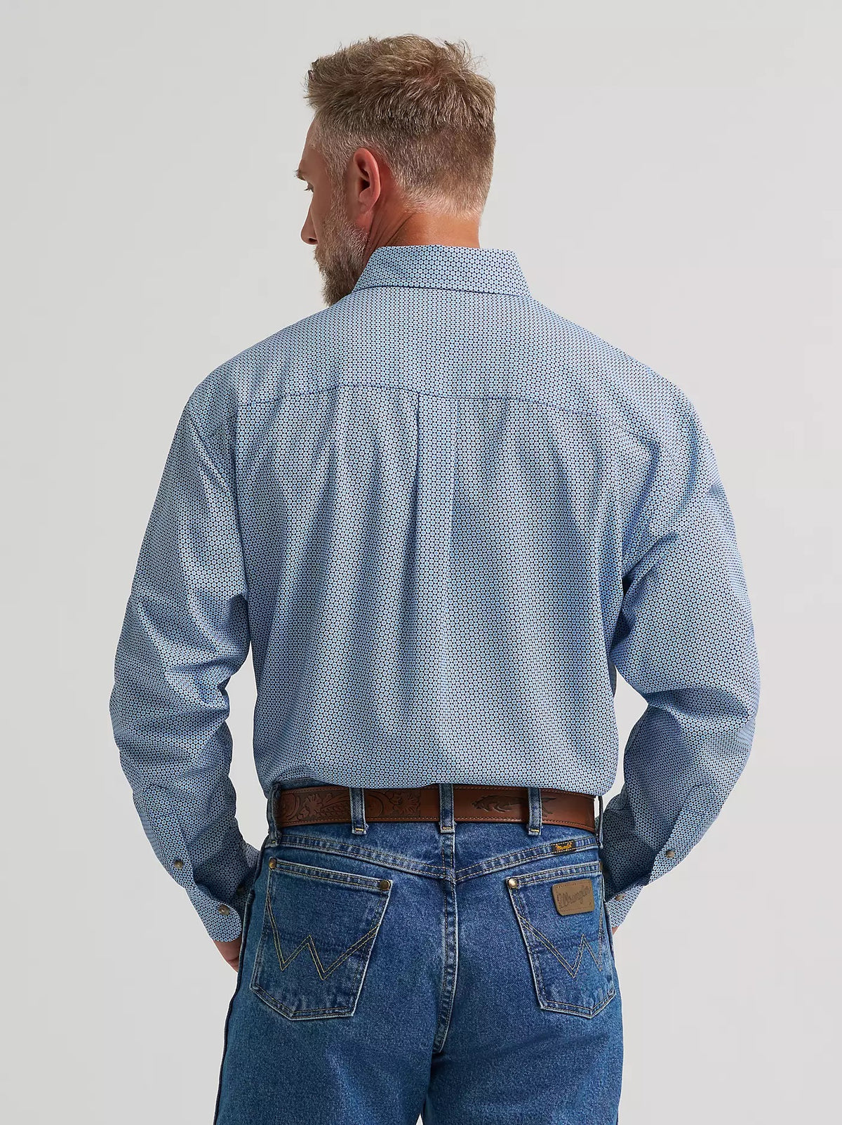 Wrangler Men's George Strait™ Performance Button Down Shirt, 385377