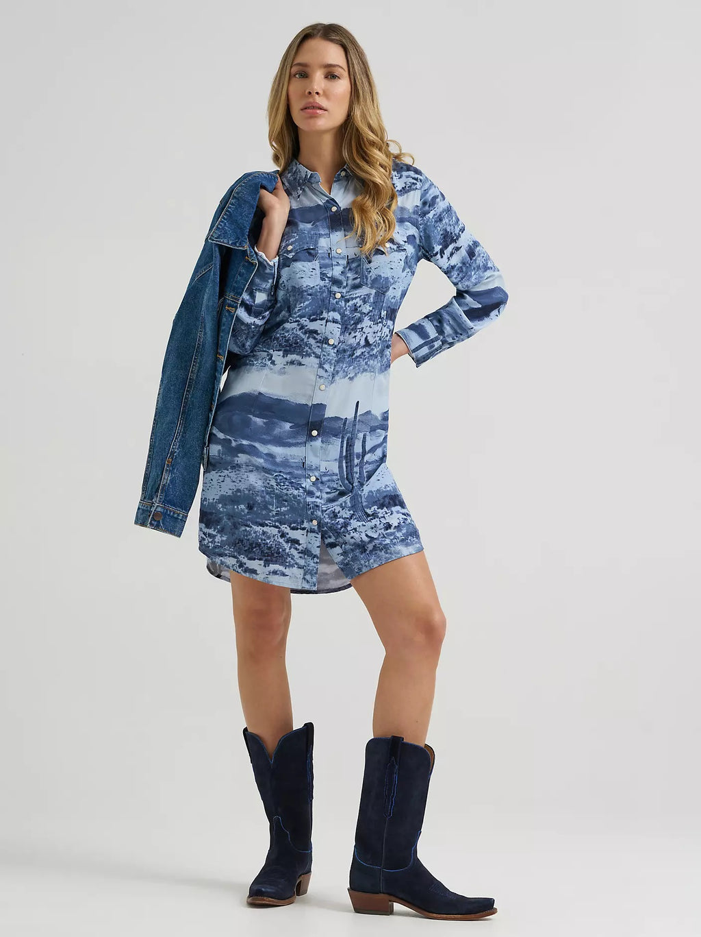 Wrangler Women's Wrangler Scenic Western Snap Dress, 385401
