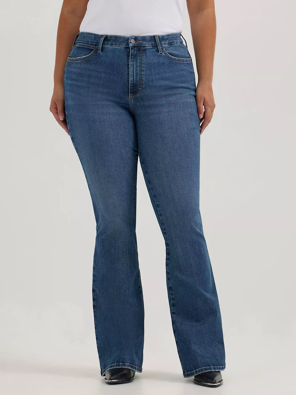 Wrangler Women's Wrangler BESPOKE High Rise Flare Jean, 385561