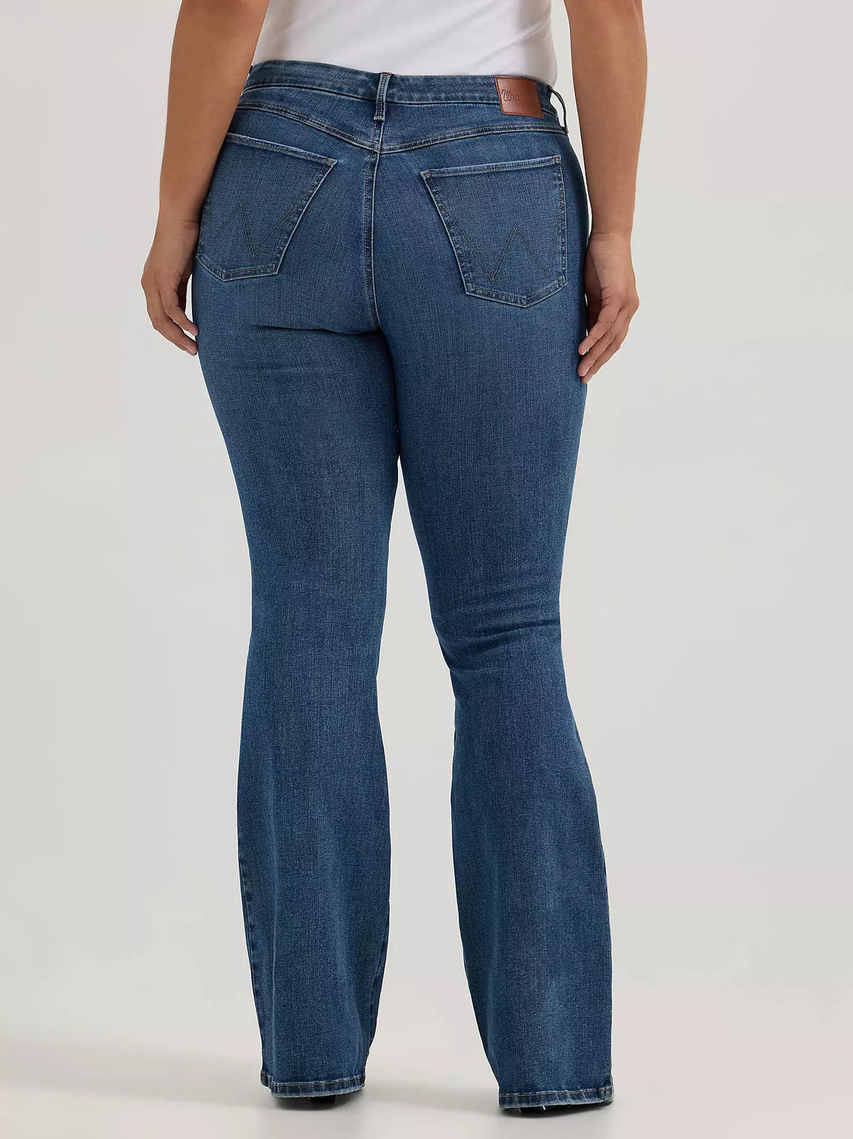 Wrangler Women's Wrangler BESPOKE High Rise Flare Jean, 385561