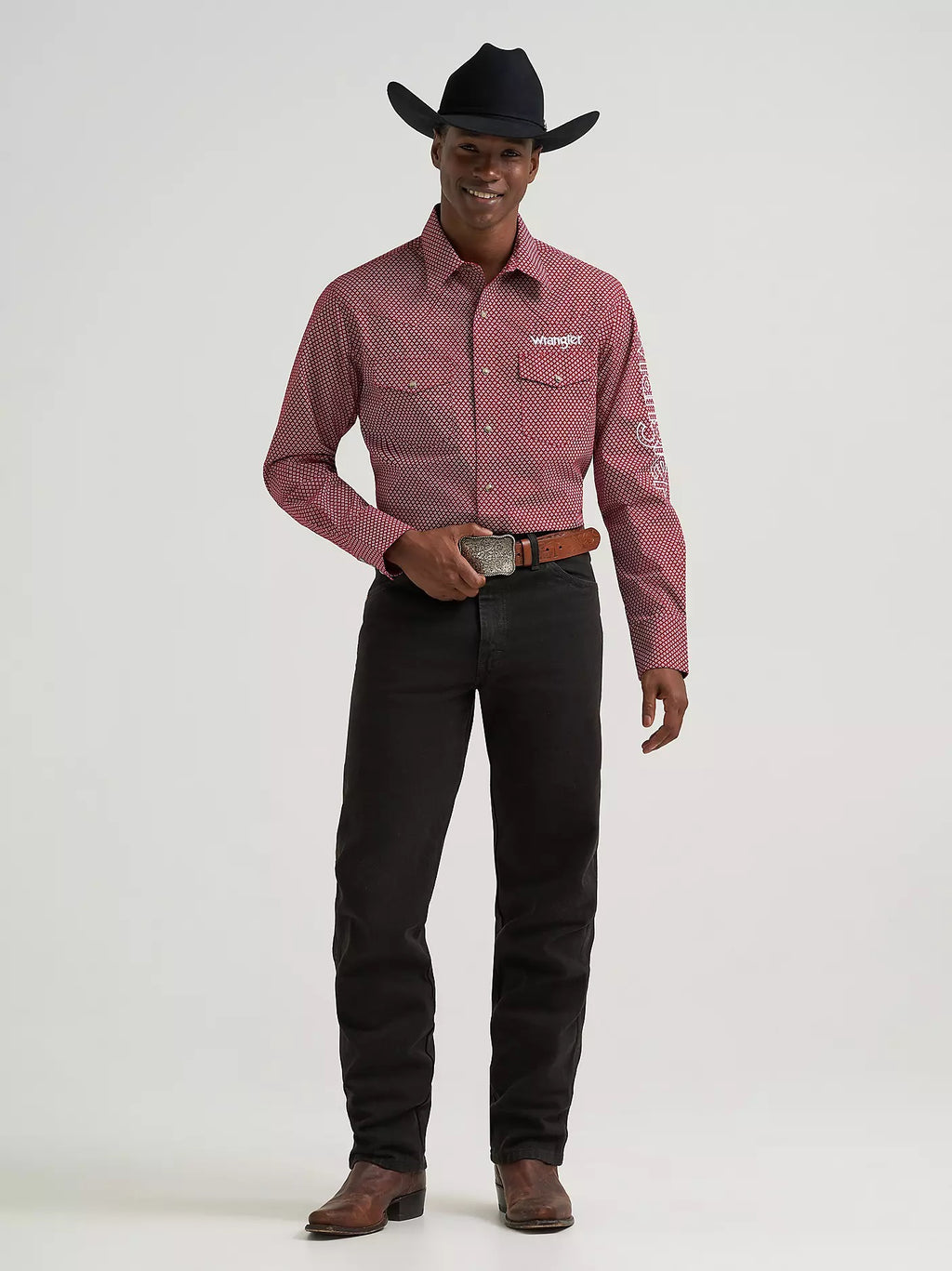 Wrangler® Men's Logo Long Sleeve Western Snap Shirt, Brick 385927