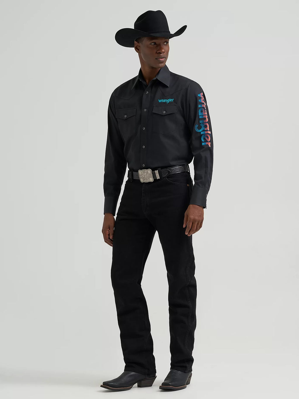 Wrangler Men's Wrangler® Logo Long Sleeve Western Snap Shirt, 385928