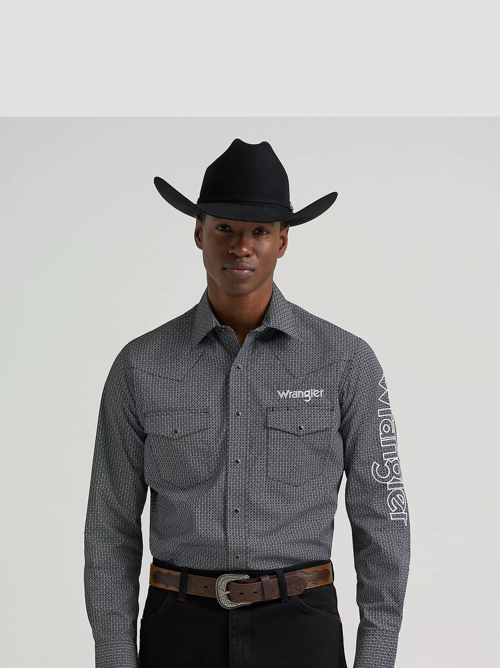 Wrangler® Men's Logo Long Sleeve Western Snap Shirt, 385929