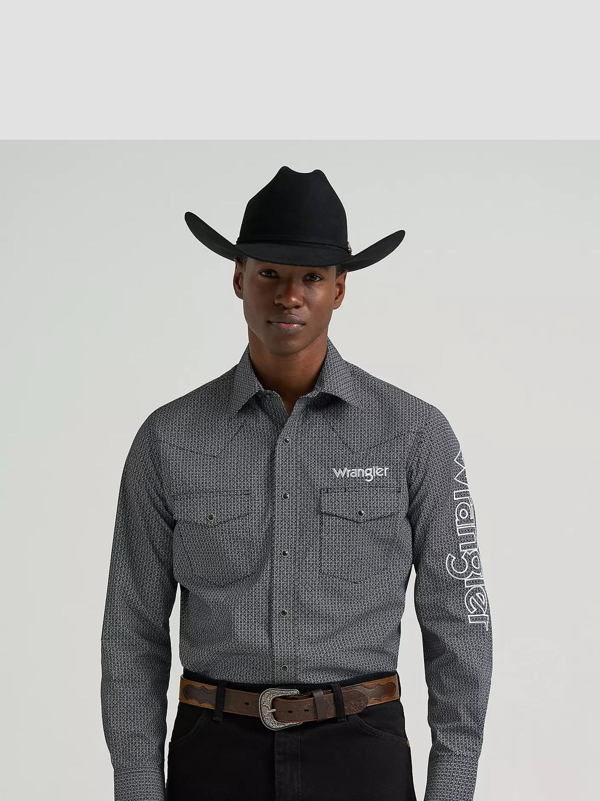 Wrangler® Men's Logo Long Sleeve Western Snap Shirt, 385929