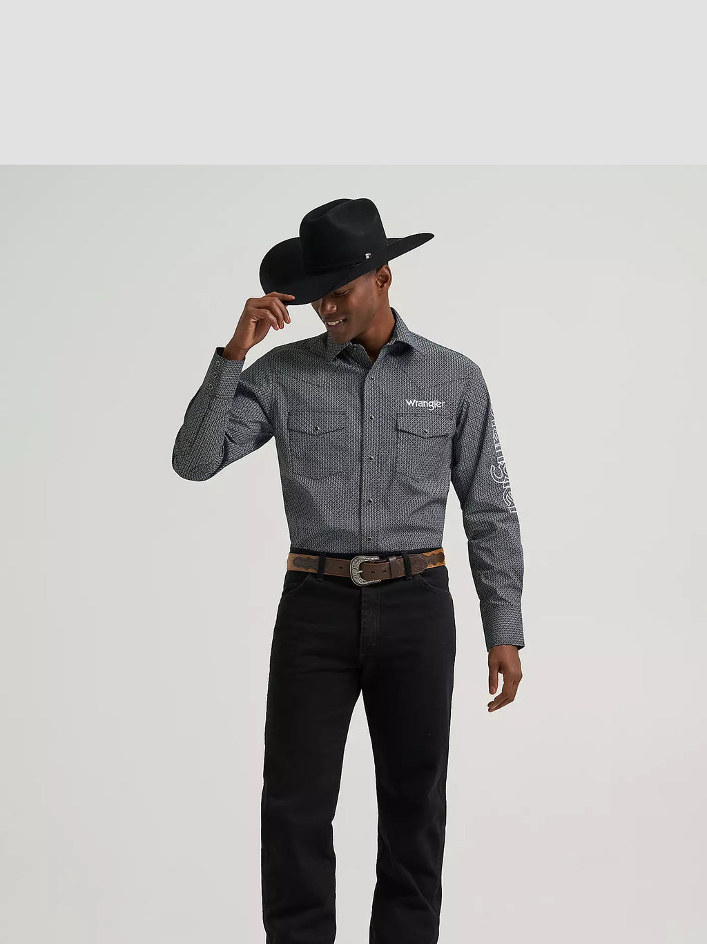 Wrangler® Men's Logo Long Sleeve Western Snap Shirt, 385929