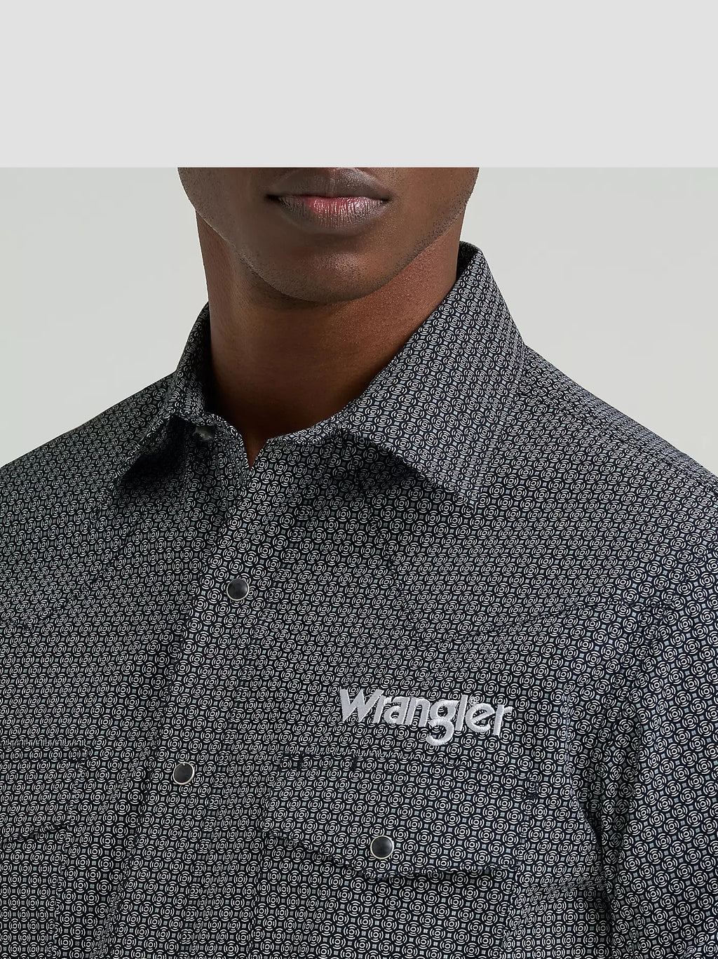 Wrangler® Men's Logo Long Sleeve Western Snap Shirt, 385929