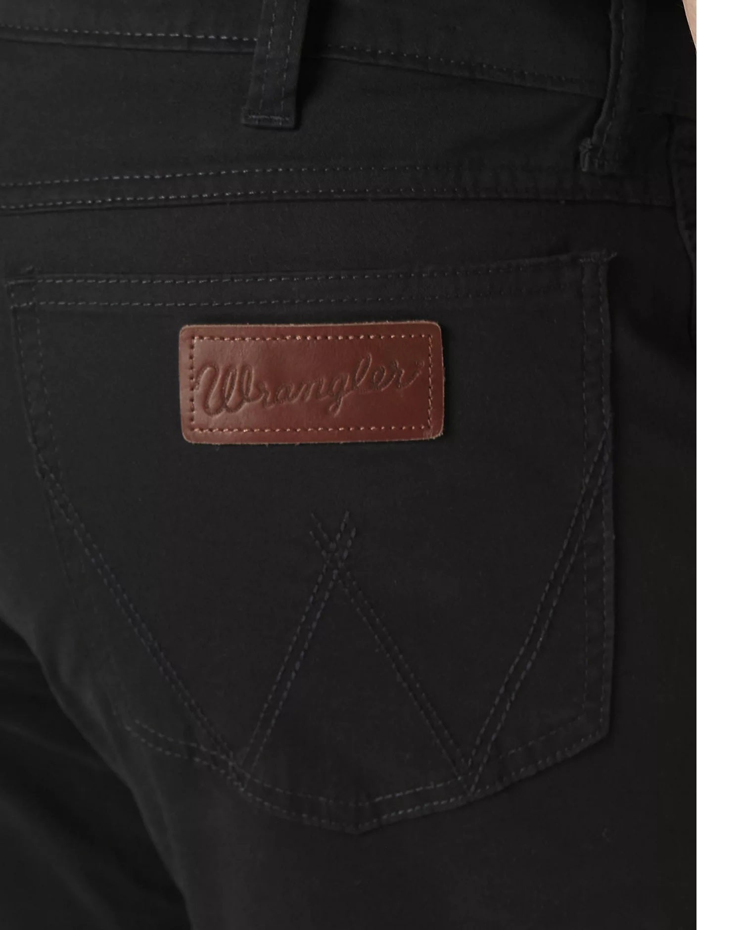 Wrangler Men's Wrangler Retro® Slim Fit Straight Leg Pant, Black 58240