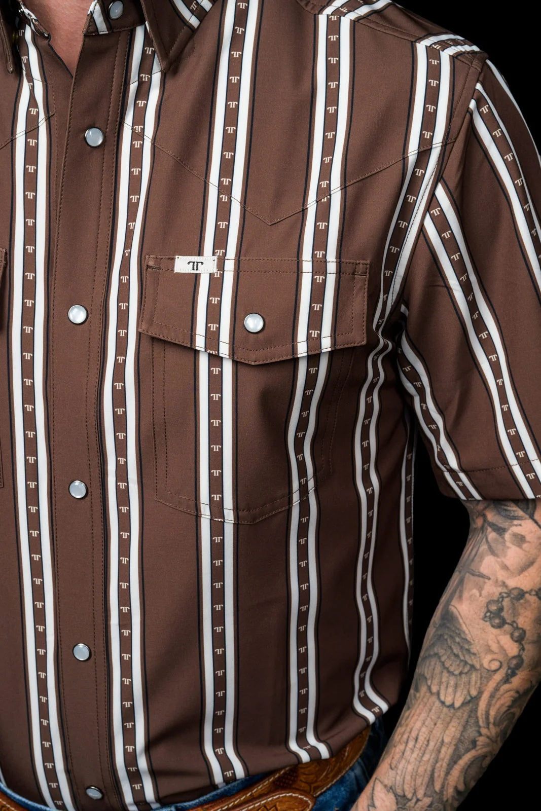 Ferrell Men's The Tucker Short Sleeve Pearl Snap Shirt in Brown, FPS1026186