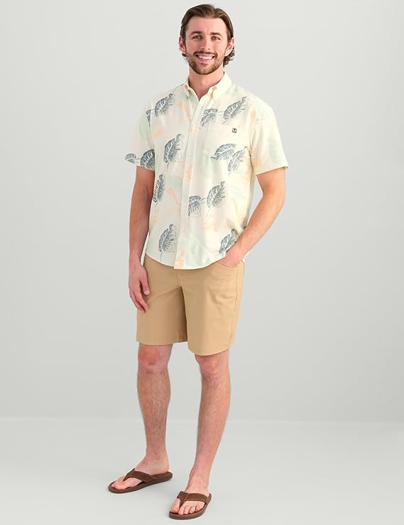 HUK Mens Kona Pattern Short Sleeve Fishing Button Down Shirt, Egret H1500192-106