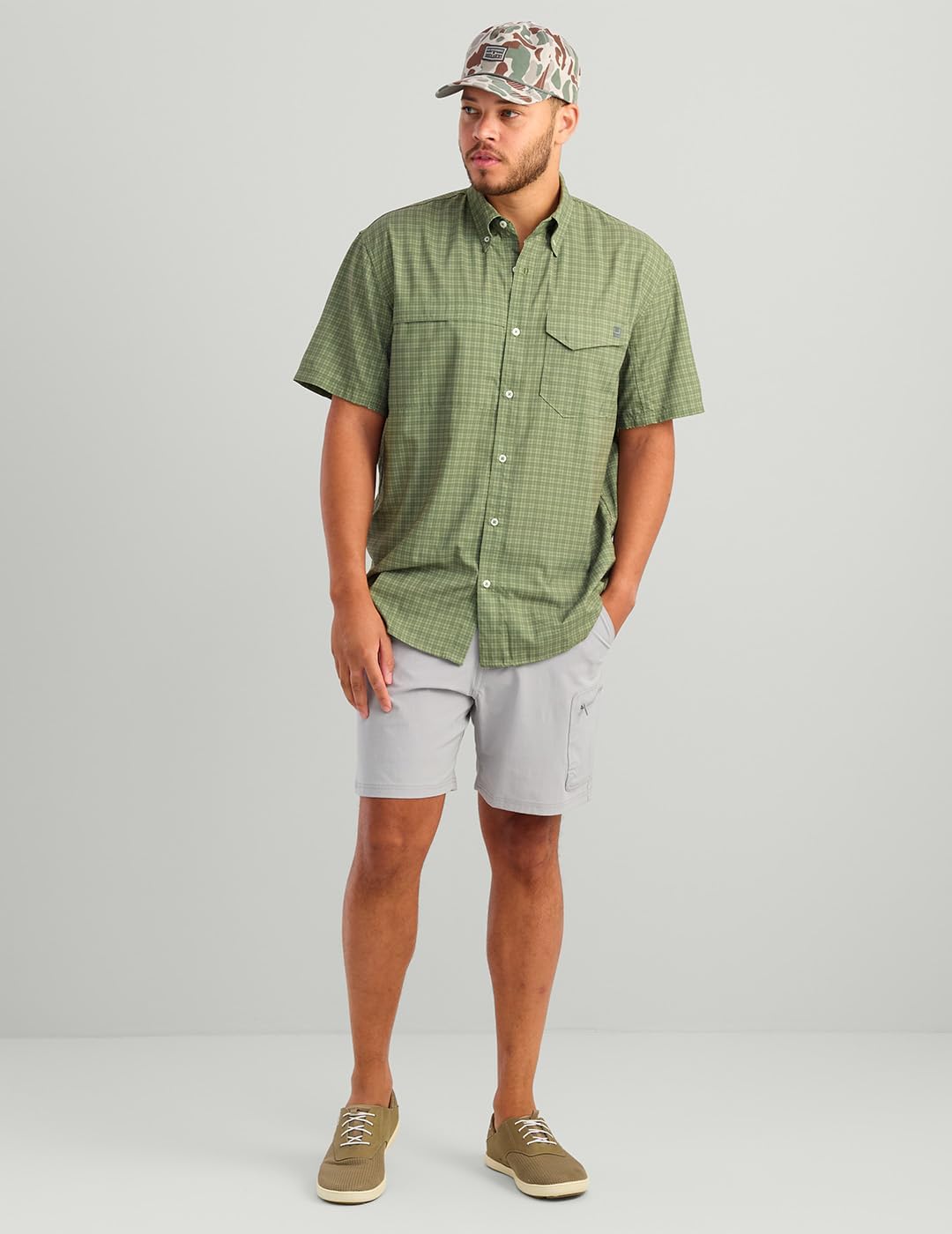 HUK Men's Tide Point Short Sleeve Shirt, Fishing Button Down, Overland Mini Plaid H1500220-319