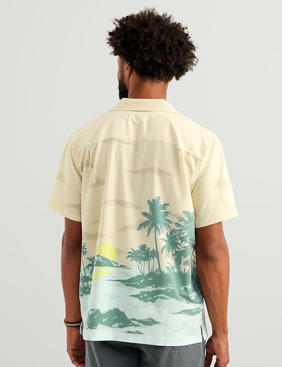 HUK Men's Camp Shirt, UPF 30+ Quick Dry Button-up, Silver Birch Island H1500261-189