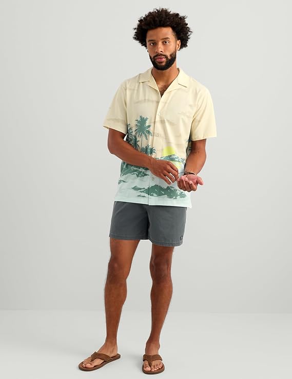 HUK Men's Camp Shirt, UPF 30+ Quick Dry Button-up, Silver Birch Island H1500261-189